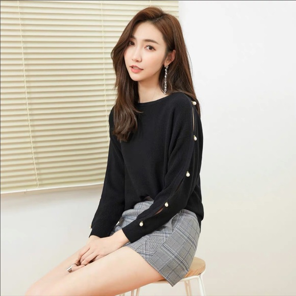 Sweater - Picture 4 of 4